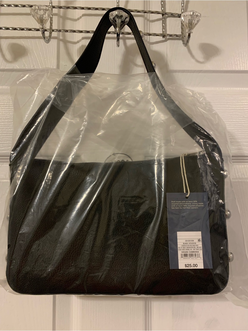 Universal Thread NWT’s super lightweight black bag